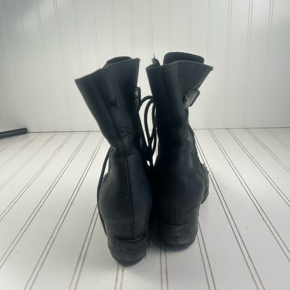 Sorel Joan of Arctic Wedge II Waterproof Lug Sole Black Boots Womenโs Size 6-6.5 - Picture 14 of 14